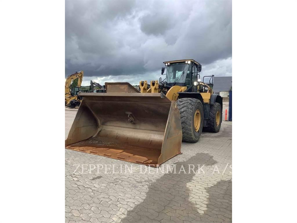 CAT 982M 輪胎式裝載機