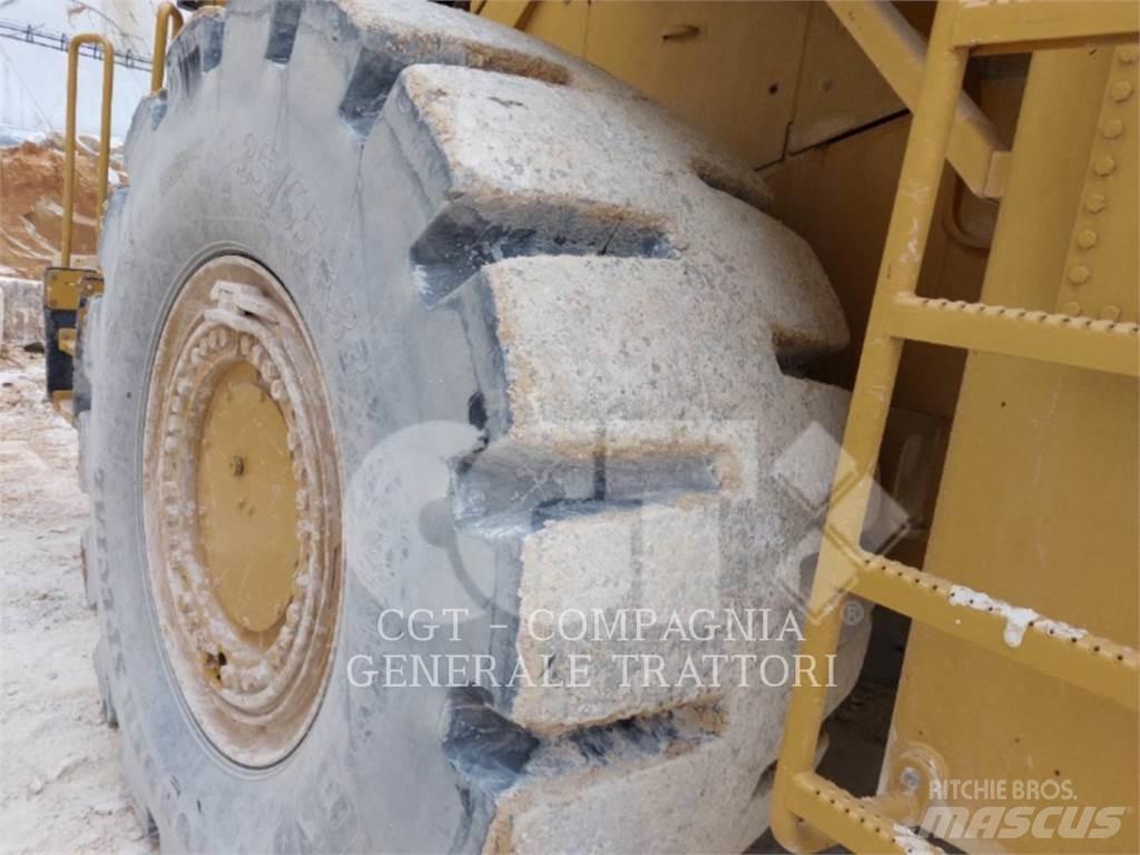 CAT 988G 輪胎式裝載機