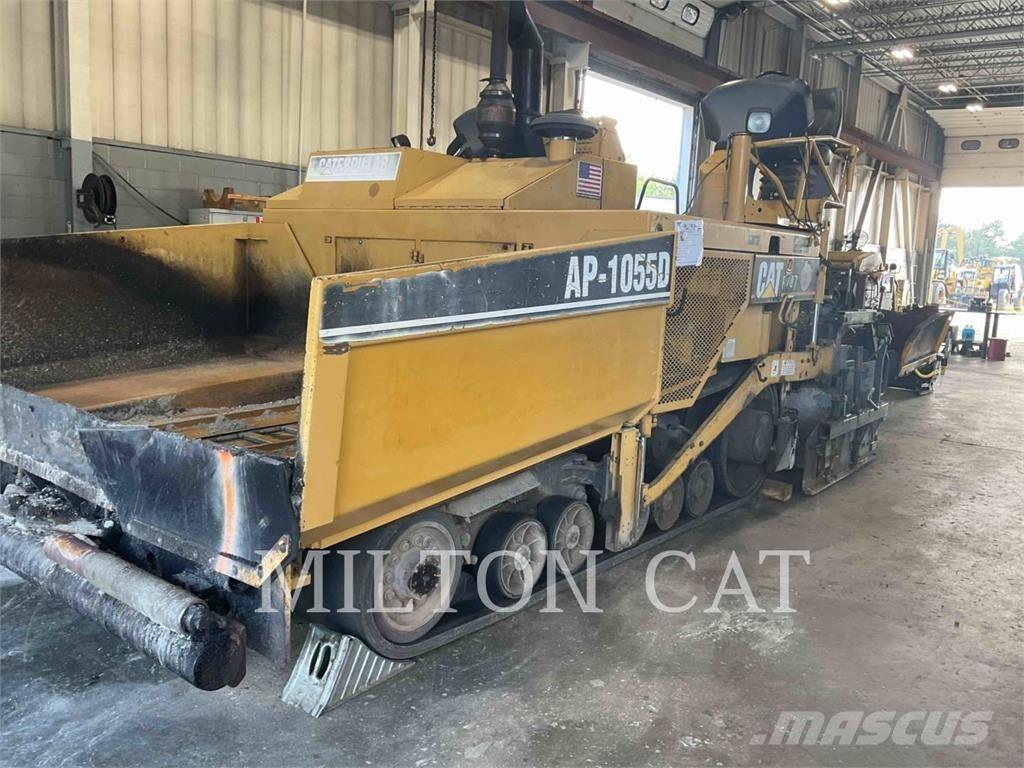 CAT AP-1055D 瀝青攤舖機/鋪路機