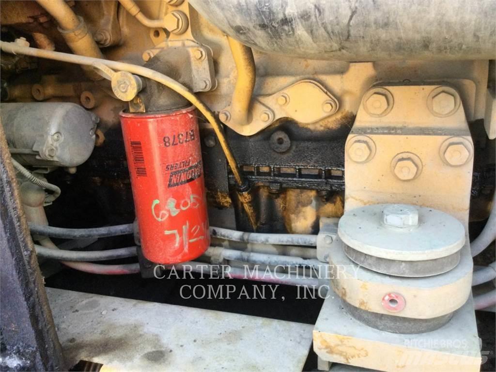CAT AP1000F 瀝青攤舖機/鋪路機
