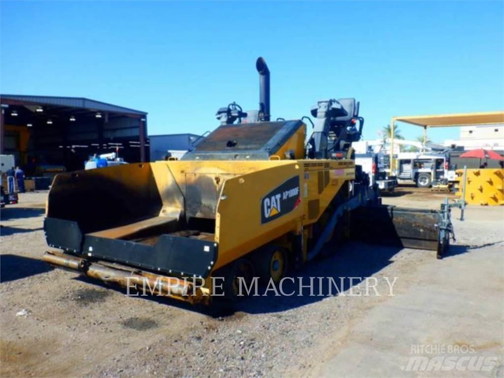 CAT AP1000F 瀝青攤舖機/鋪路機