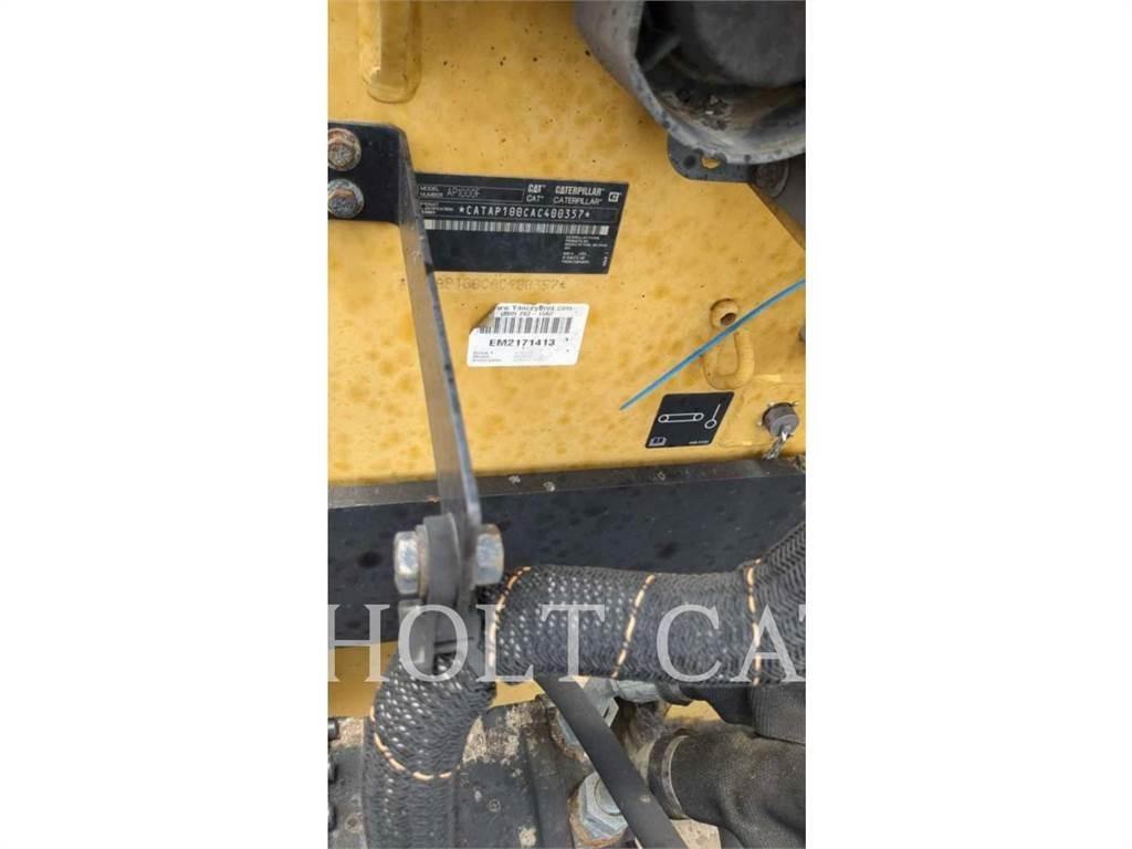 CAT AP1000F 單輪滾壓機