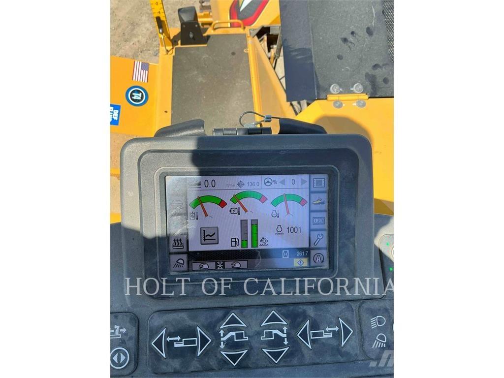 CAT AP1055 瀝青攤舖機/鋪路機