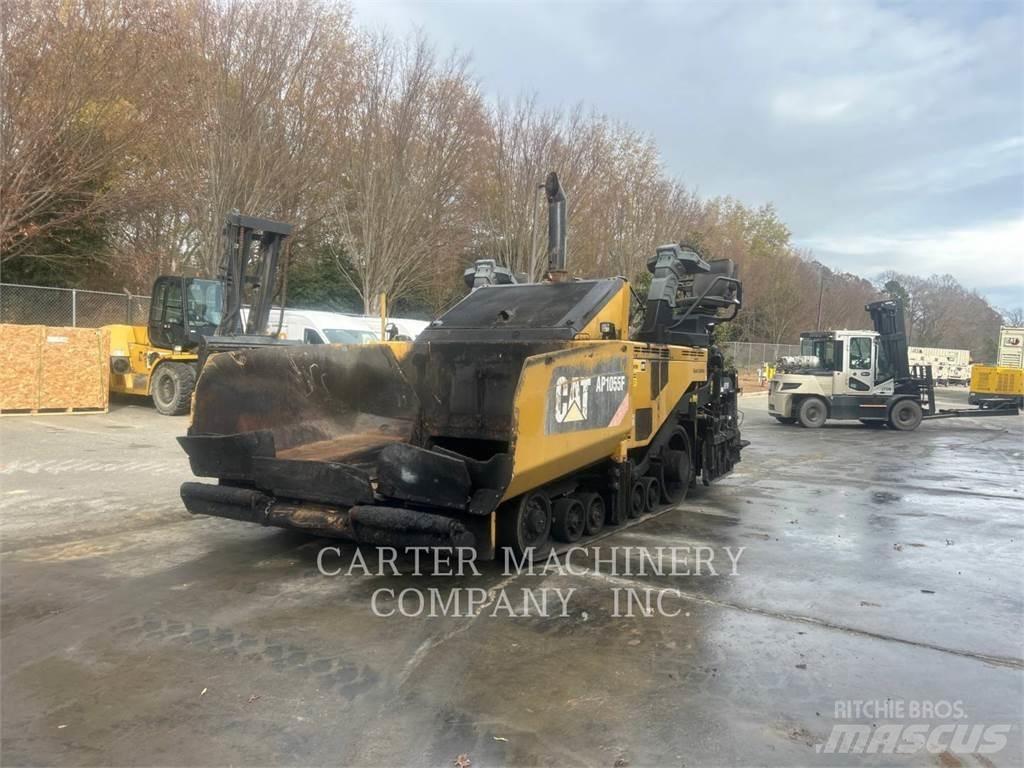 CAT AP1055F 瀝青攤舖機/鋪路機