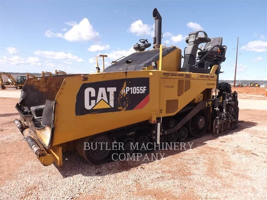CAT AP1055F 瀝青攤舖機/鋪路機