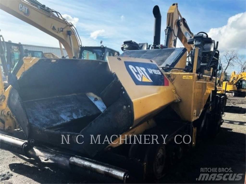 CAT AP1055F 瀝青攤舖機/鋪路機