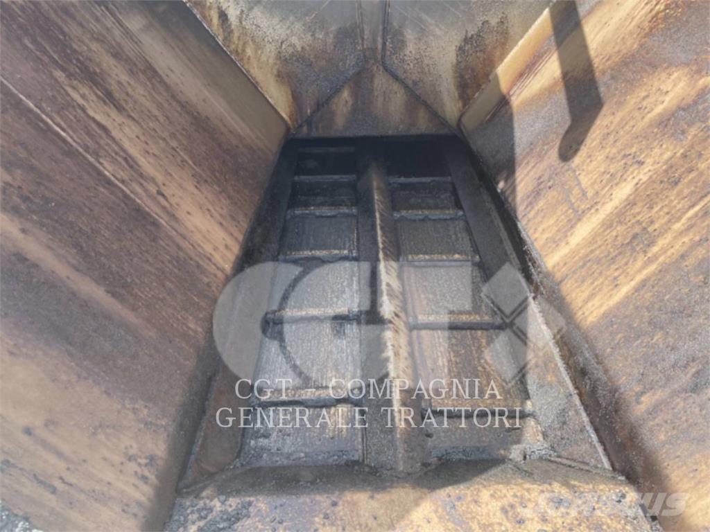 CAT AP300F 瀝青攤舖機/鋪路機