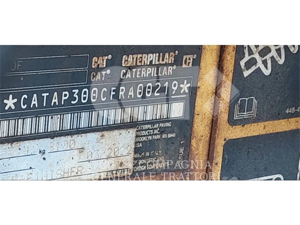 CAT AP300F 瀝青攤舖機/鋪路機