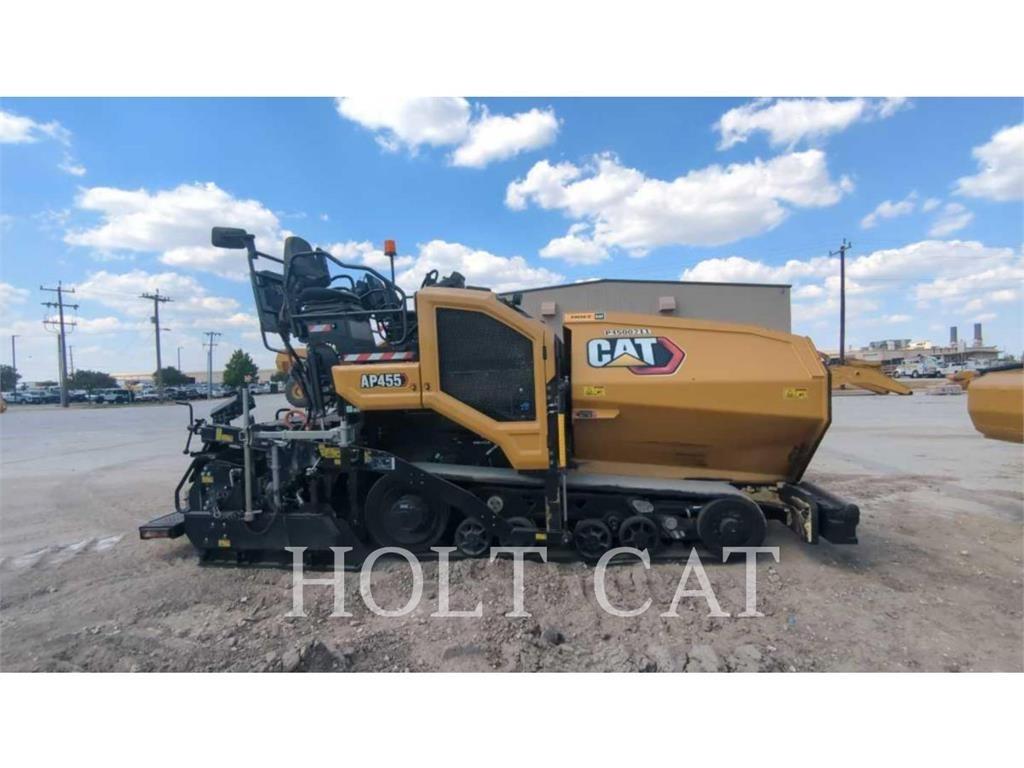 CAT AP455 單輪滾壓機