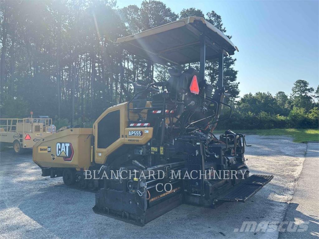 CAT AP555 瀝青攤舖機/鋪路機