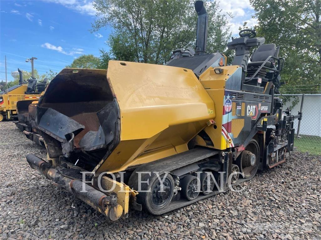 CAT AP555F 瀝青攤舖機/鋪路機
