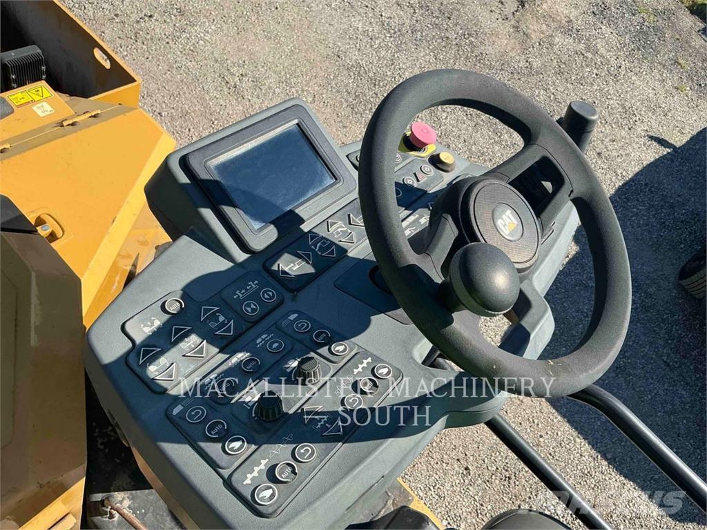 CAT AP555F 瀝青攤舖機/鋪路機