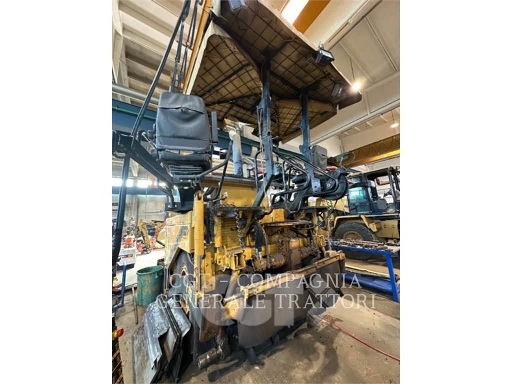 CAT AP600D 瀝青攤舖機/鋪路機