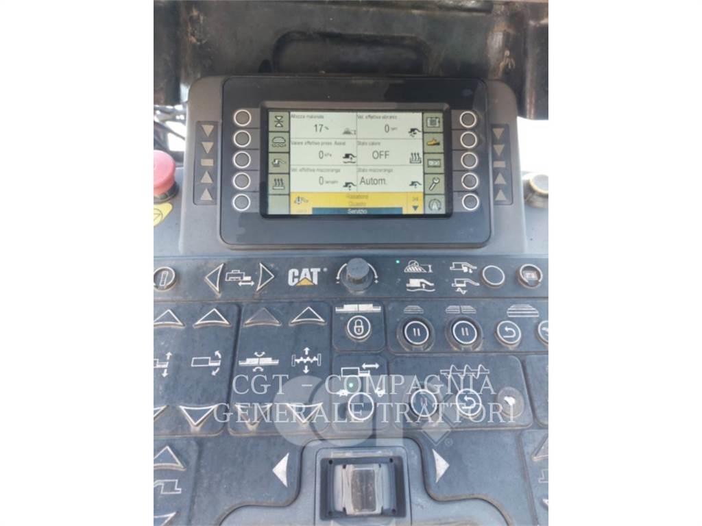 CAT AP600F 瀝青攤舖機/鋪路機