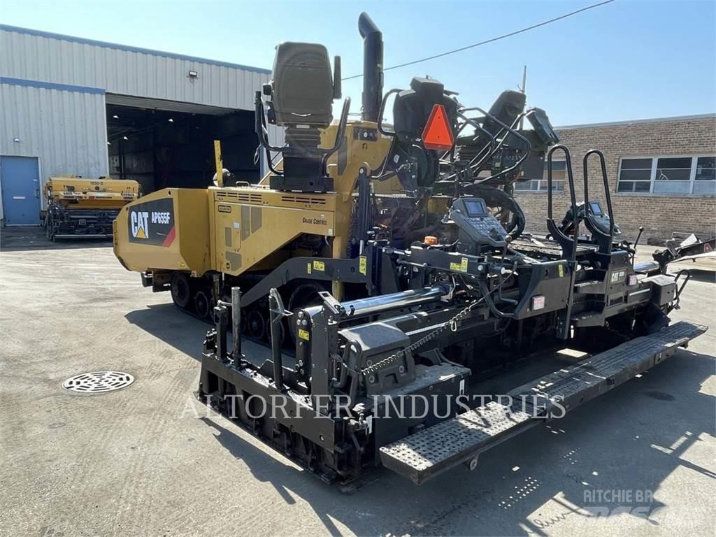 CAT AP655F 瀝青攤舖機/鋪路機