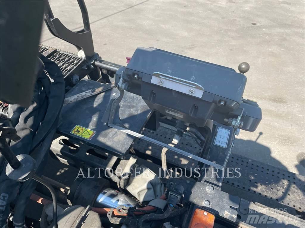 CAT AP655F 瀝青攤舖機/鋪路機