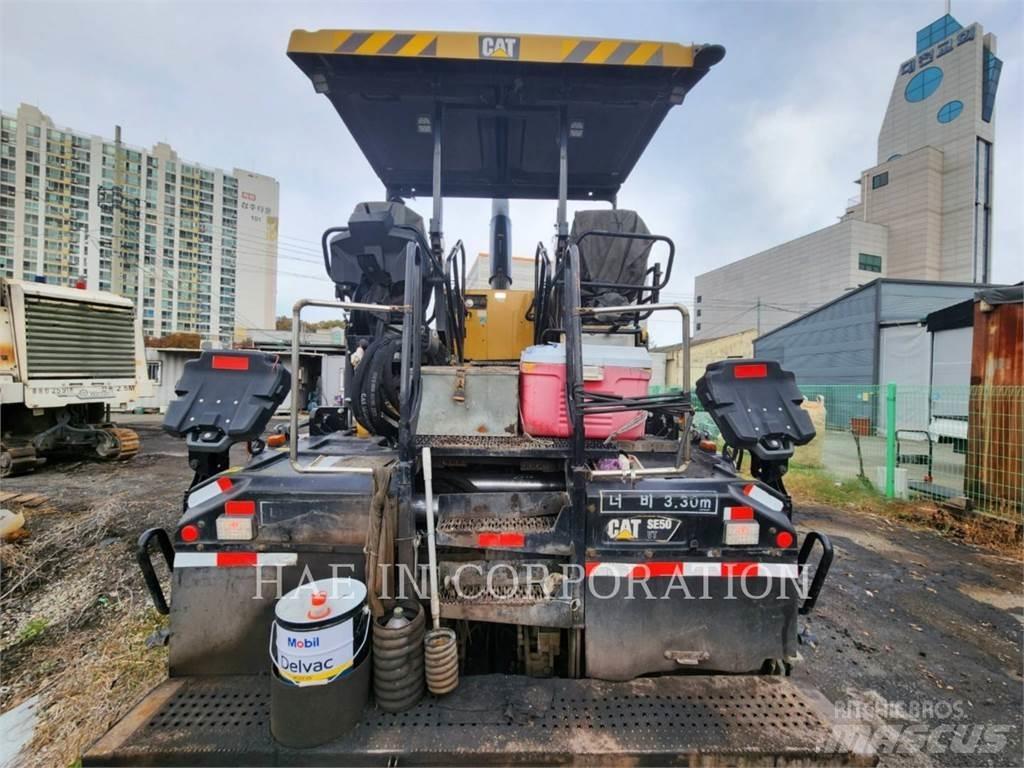 CAT AP655F 瀝青攤舖機/鋪路機