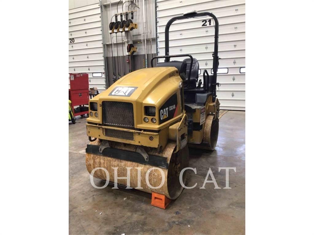 CAT BC24B 雙輪滾壓機