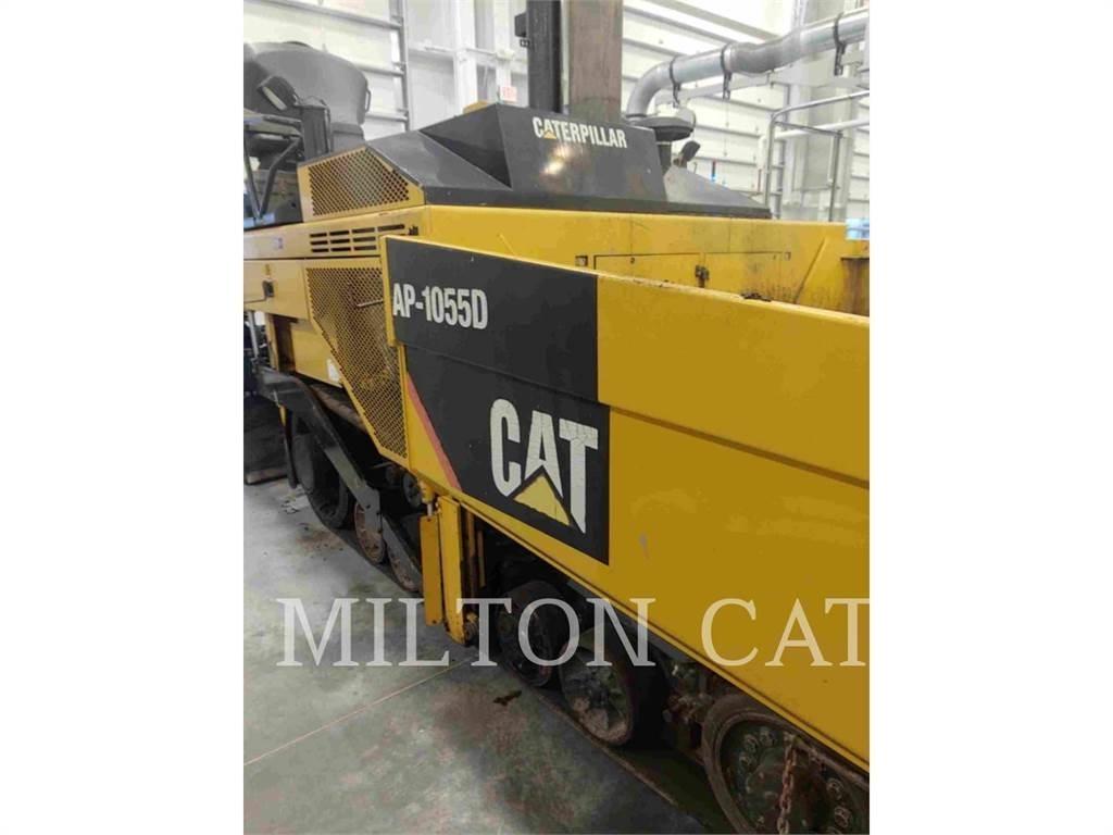 CAT BG-2455D 瀝青攤舖機/鋪路機