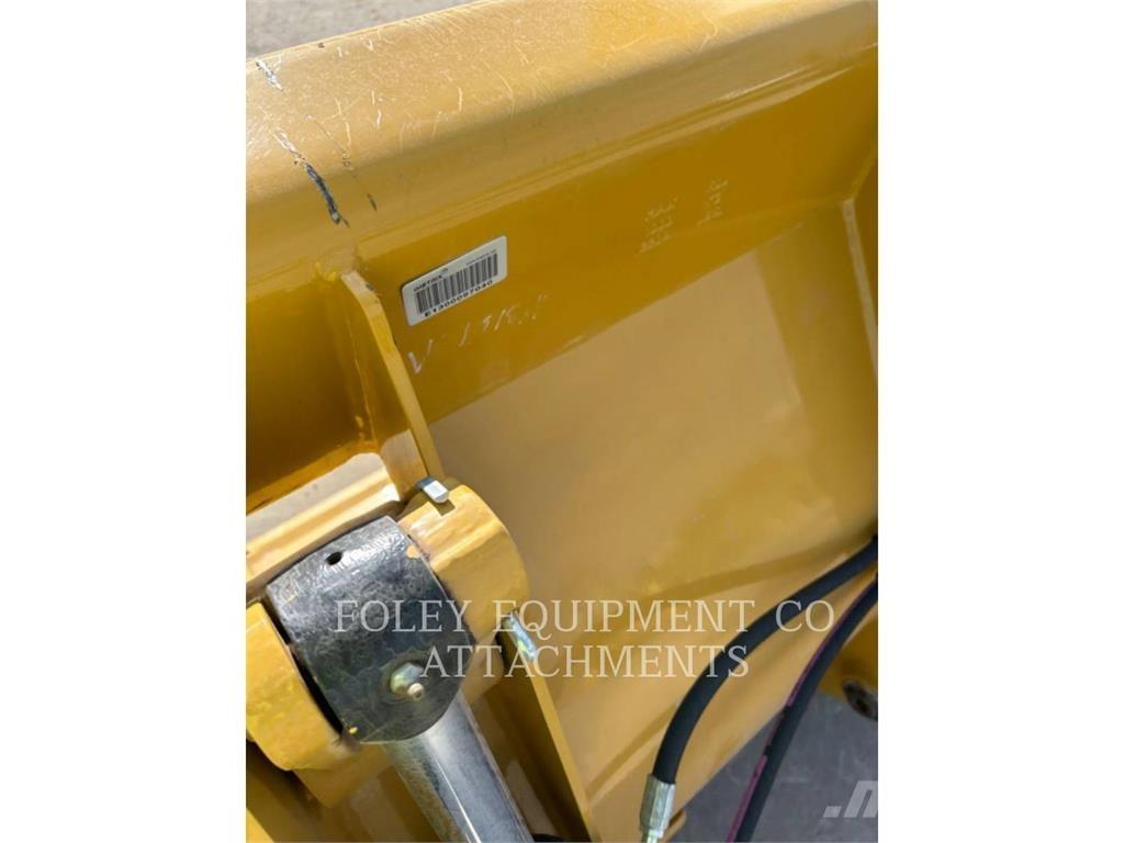 CAT BK420P14MP 反鏟裝載機