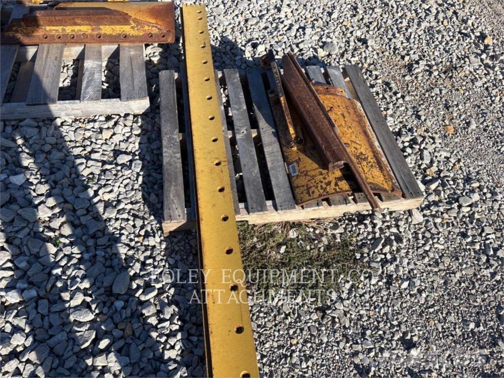 CAT BXMGHL 平土機