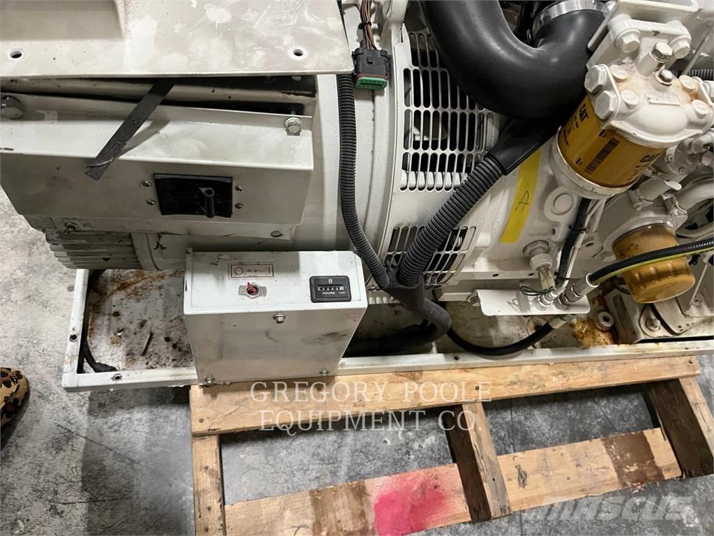 CAT C2.2 船舶輔機