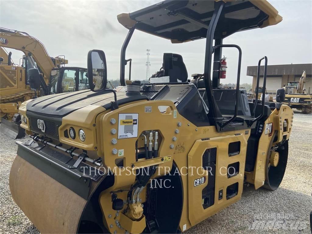 CAT CB 10 雙輪滾壓機