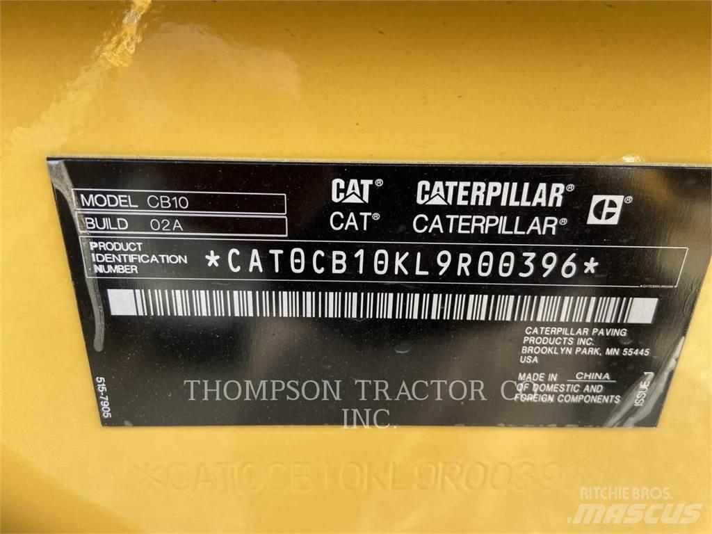 CAT CB 10 雙輪滾壓機