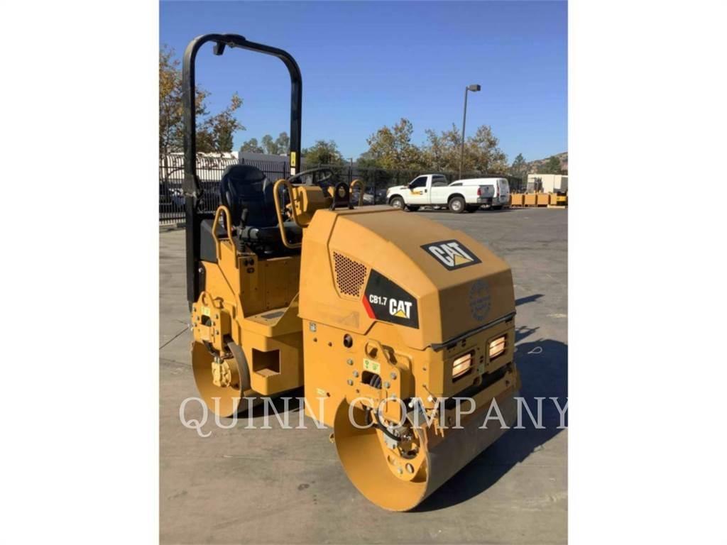 CAT CB1.7 雙輪滾壓機