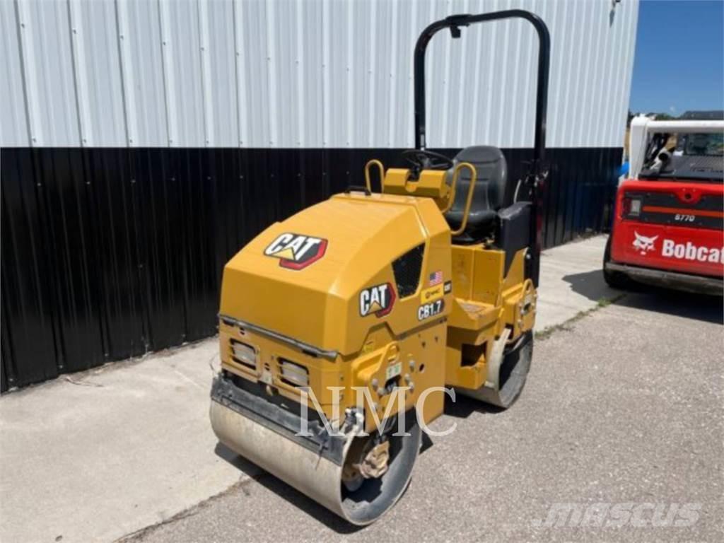 CAT CB1.7 土壤壓實機
