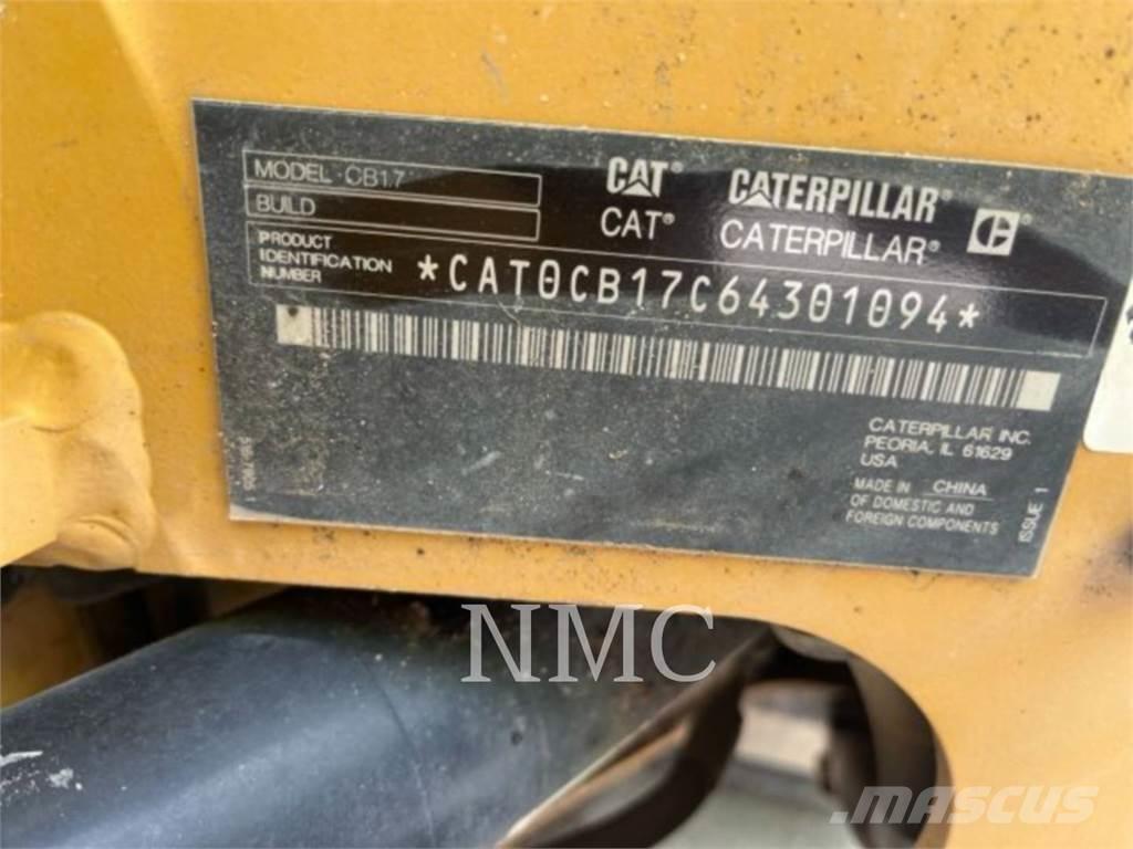 CAT CB1.7 土壤壓實機