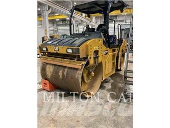 CAT CB10 土壤壓實機