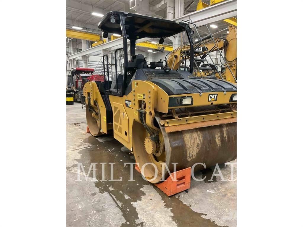 CAT CB10 土壤壓實機