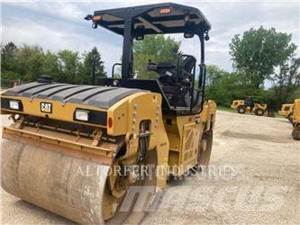 CAT CB10 雙輪滾壓機