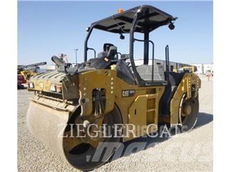 CAT CB10 土壤壓實機