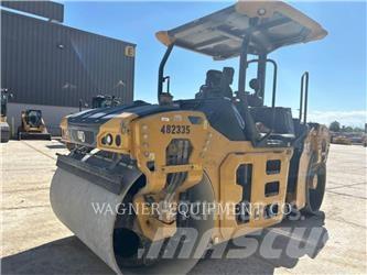 CAT CB10 土壤壓實機