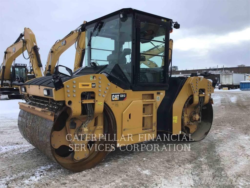 CAT CB13 雙輪滾壓機