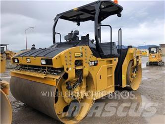 CAT CB15 CW 雙輪滾壓機