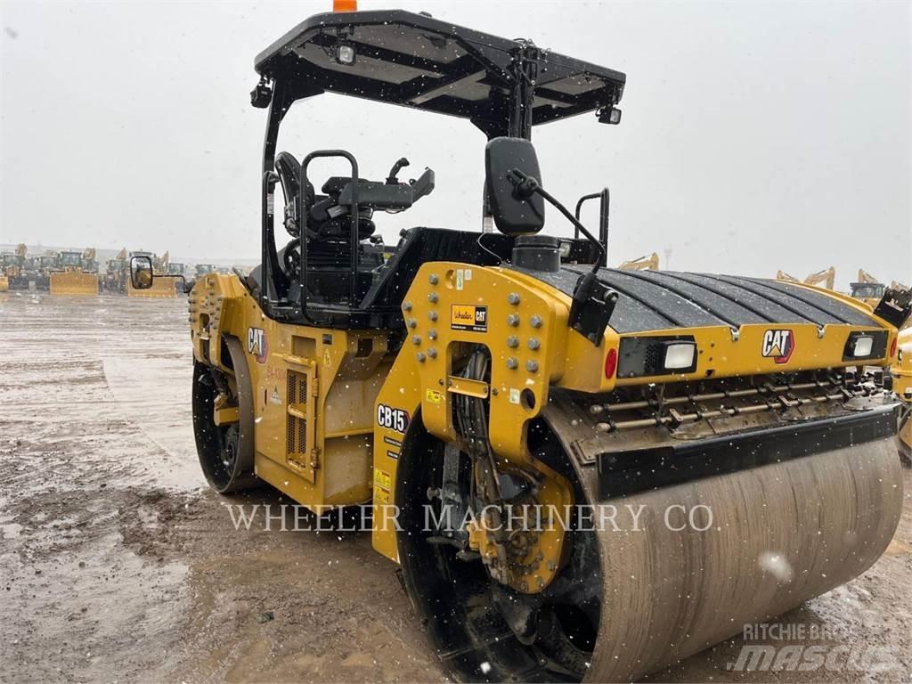 CAT CB15 CW VV 雙輪滾壓機