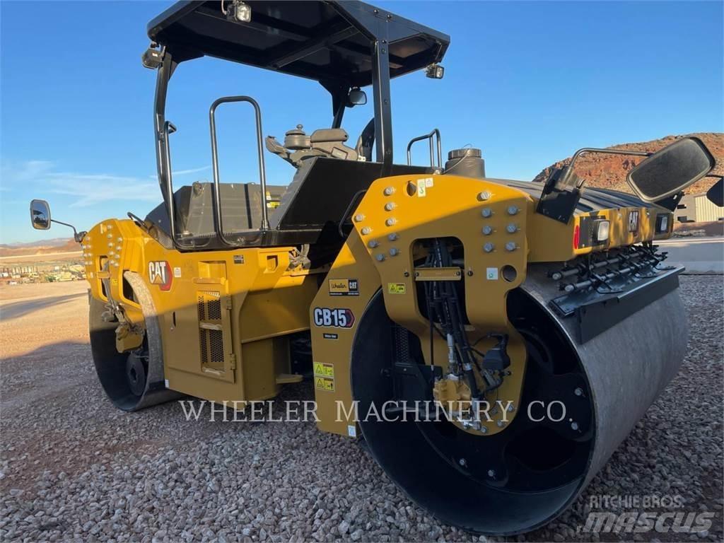 CAT CB15 CW VV 雙輪滾壓機