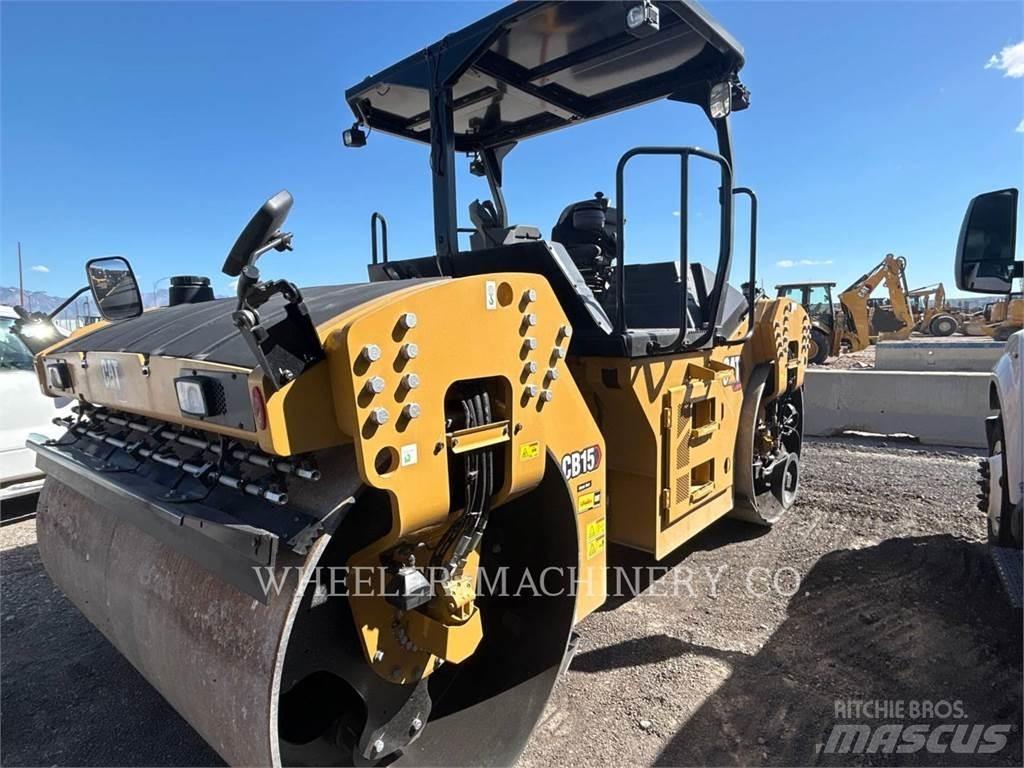 CAT CB15 CW VV 雙輪滾壓機