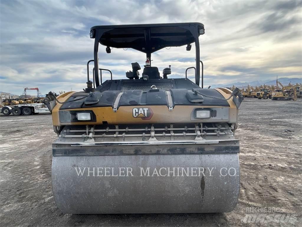 CAT CB15 CW VV 雙輪滾壓機