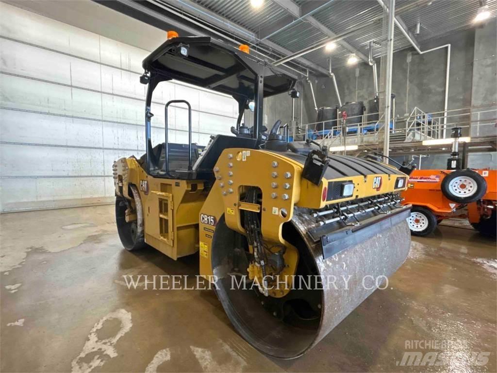 CAT CB15 CW VV 雙輪滾壓機