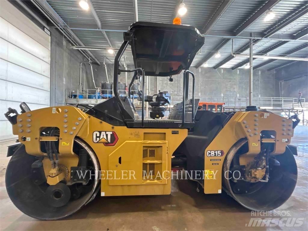 CAT CB15 CW VV 雙輪滾壓機