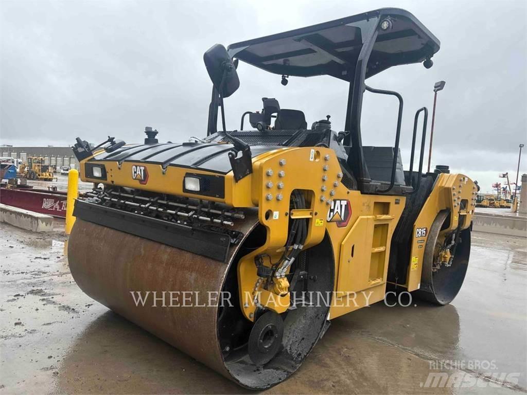CAT CB15 CW VV 雙輪滾壓機