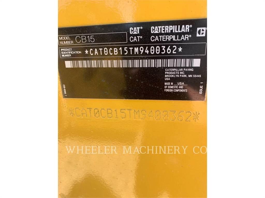 CAT CB15 CW VV 雙輪滾壓機