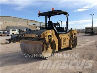 CAT CB16 土壤壓實機