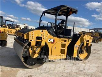 CAT CB16 土壤壓實機