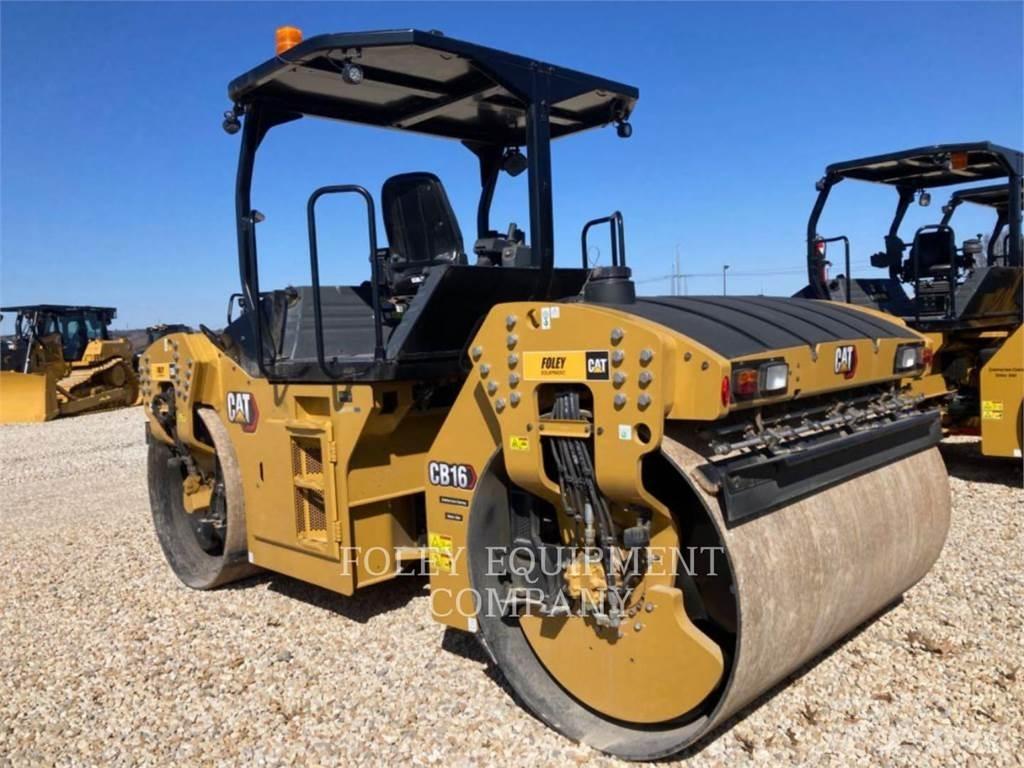 CAT CB16 土壤壓實機