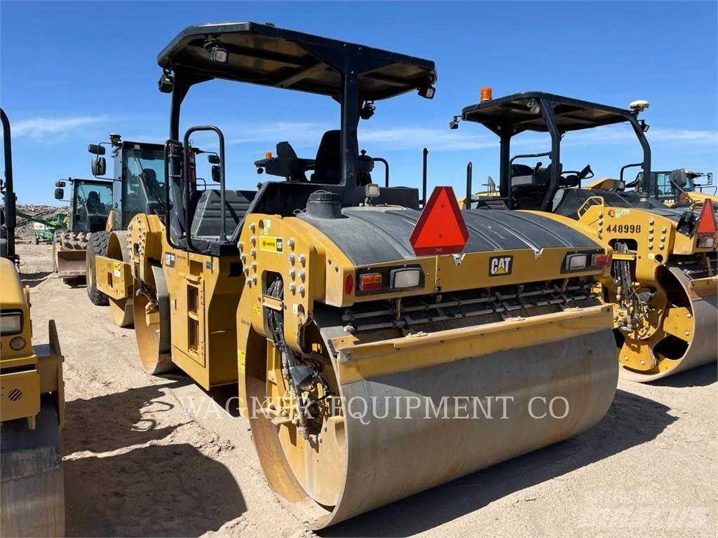 CAT CB16 土壤壓實機